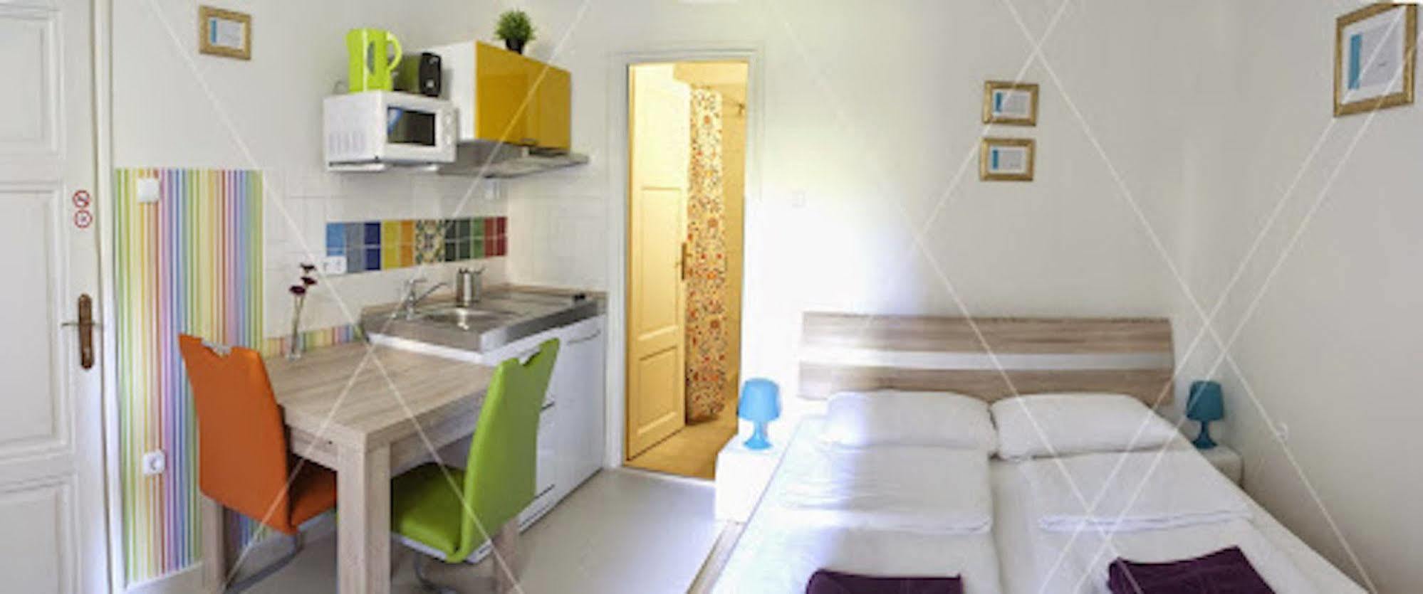 Aparthotel Amber Gardenview 3*